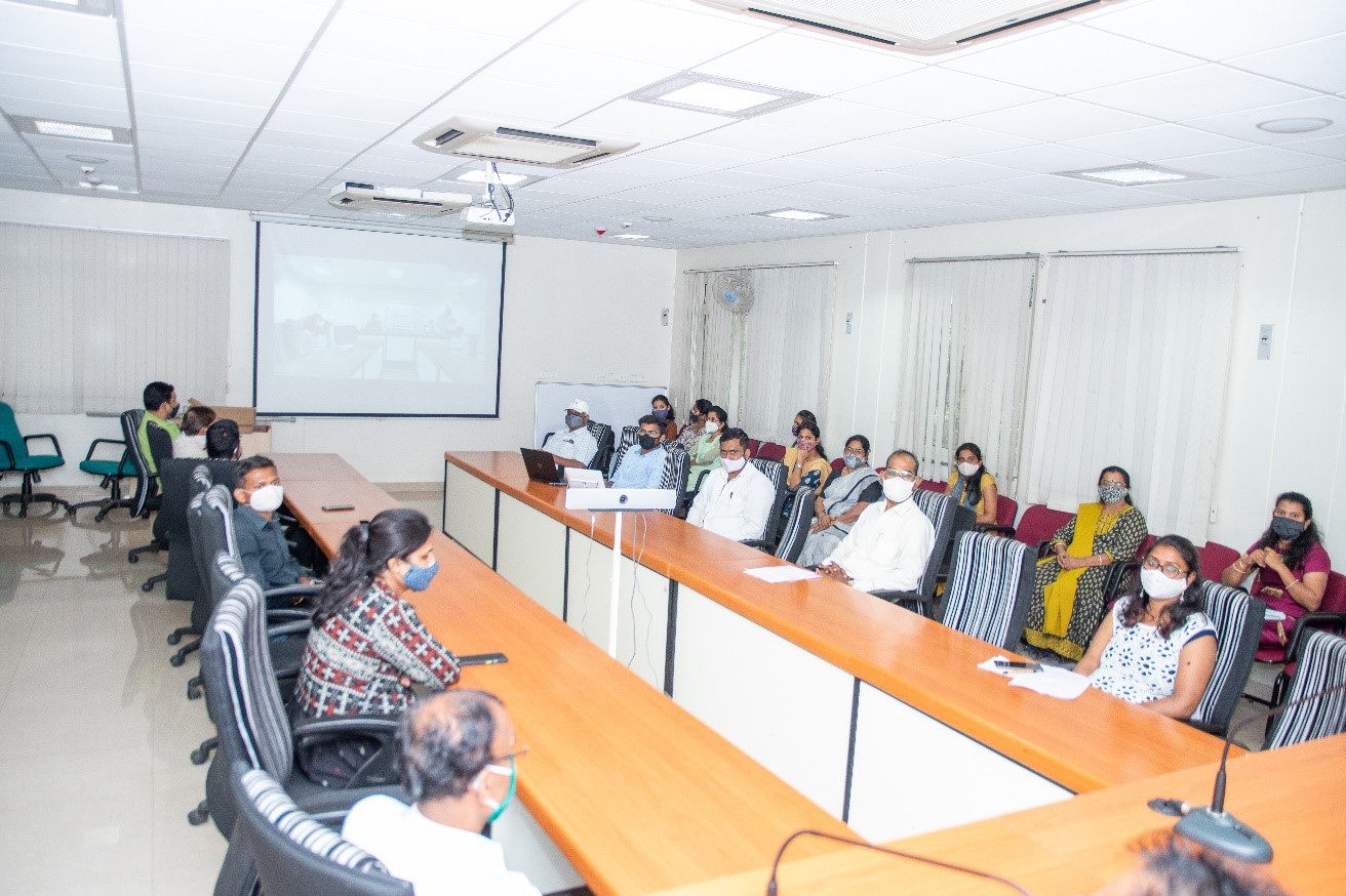 hindi nibandh competition